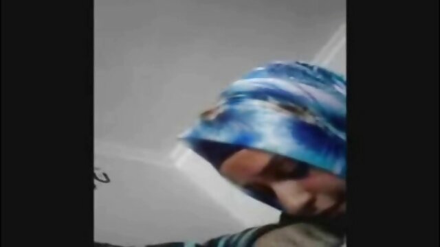 جولیا در شب در حیاط استمناء دانلود رایگان فیلم کامل سکسی بر روی نیمکت